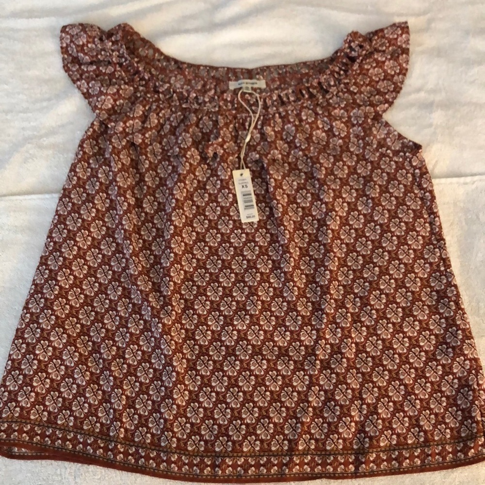 Women’s blouse by Max Studio
